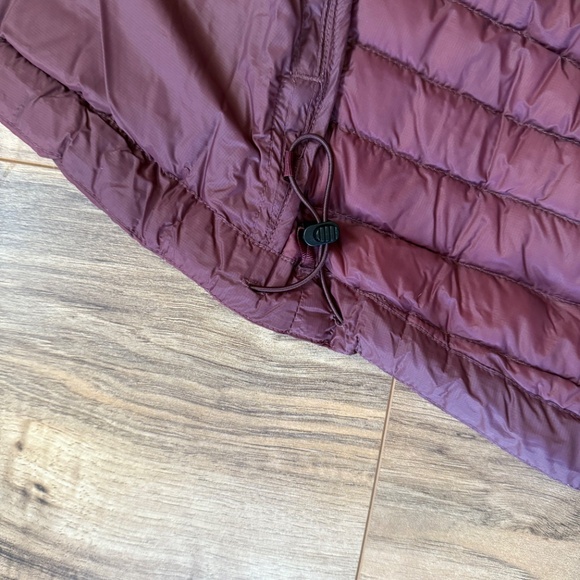 NWT - Patagonia AlpLight Down Jacket S - Picture 8 of 16